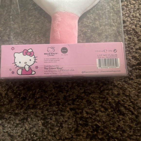 The Crème Shop x Sanrio Hello Kitty - Plush Portable Mirror Limited Edition NEW - Picture 4 of 5
